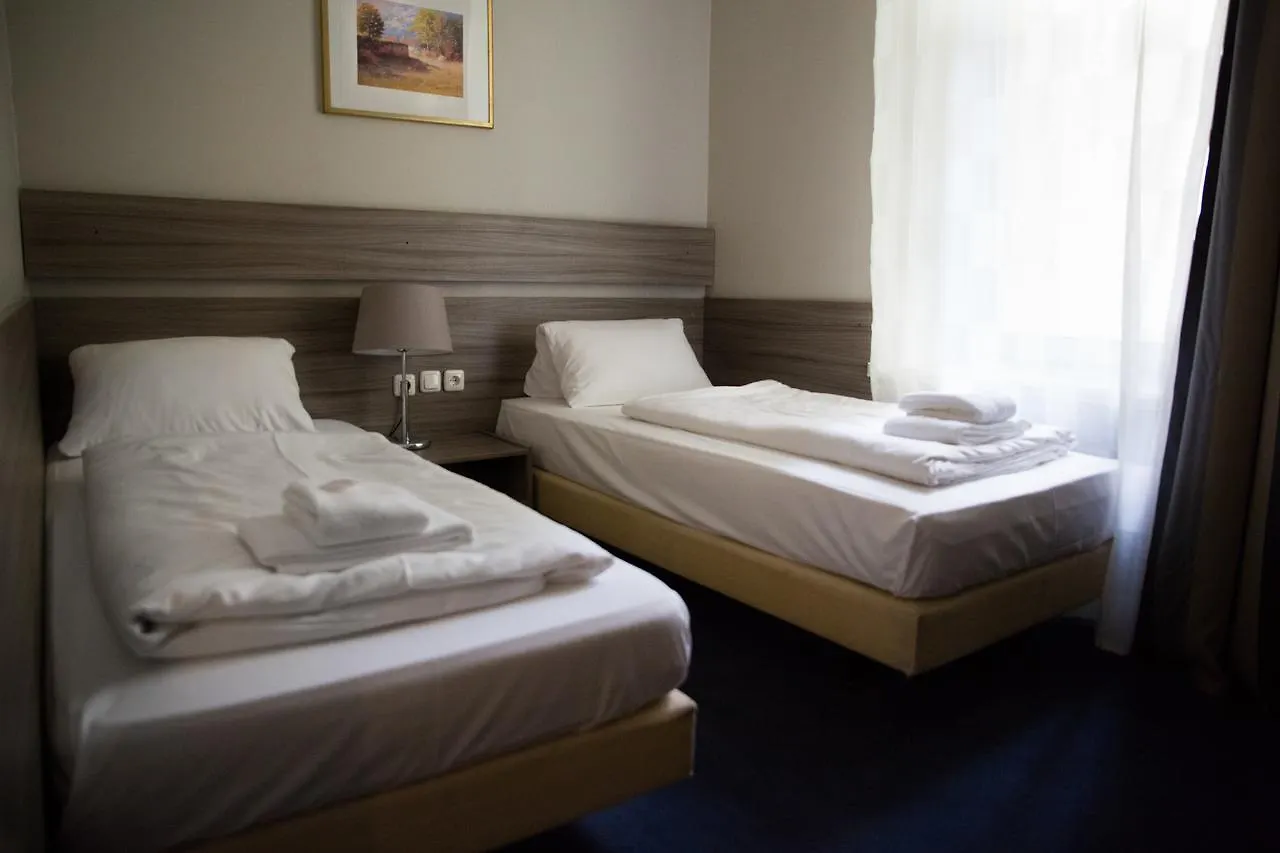 City Hotel - Heefa Ohg Hamburk