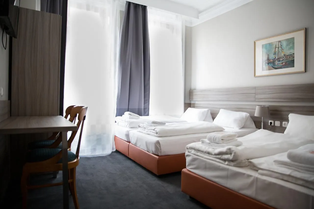 City Hotel - Heefa Ohg Hamburk